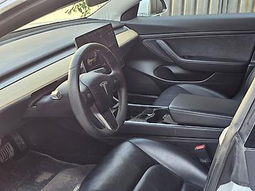 Tesla: Tesla Model 3: 2020 г., Автомат, Электромобиль, Седан — 5