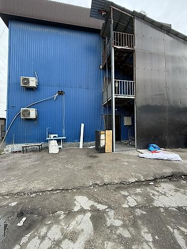 Өндүрүш: Сдается помещение 1 и 2 этаж 265кв.метров район Баят. Охраняемая — 10