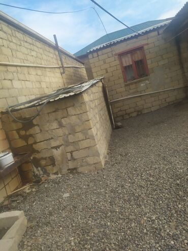 qobuda heyet evi: 2 otaqlı, 75 kv. m, Kredit var, Orta təmir