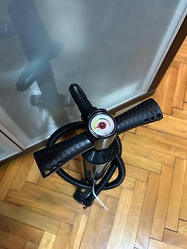 Ostali pneumatski alati: Ručna pumpa sa manometrom – za gume, lopte, bazene i druge napuhljive — 1