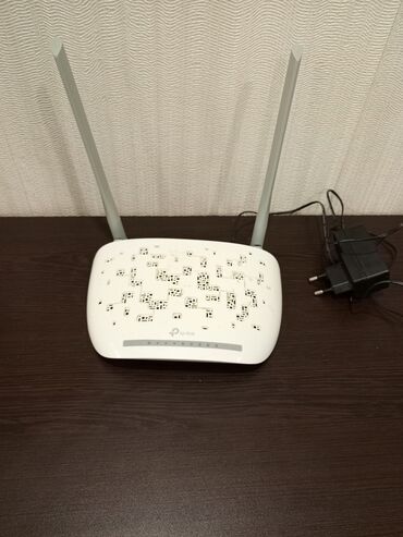 4g mifi modem bakcell: Tp-Link modem.İstifadə olunub,səliqəli saxlanılıb.Heç bir problemi