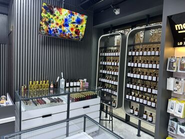 Mobil telefonlar üçün digər aksesuarlar: 28malla 100 metr mesafede nikol tesla heykelinin yani Hazir biznes — 9