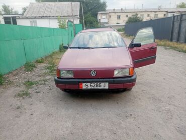 я ищу пассат: Volkswagen Passat: 1989 г., 1.8 л, Бензин
