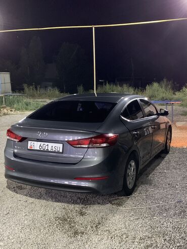 Hyundai: Hyundai Avante: 2018 г., 1.6 л, Робот, Дизель, Седан — 4