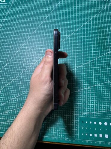 Apple iPhone: IPhone 15, 128 GB, Qara, Face ID — 6