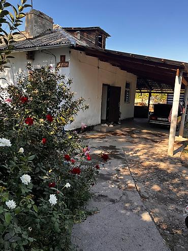 Продажа коттеджей и домов: Срочно продаю дом-котедж, 3спальни, зал, кухня, сан узел(совмещенный) — 2