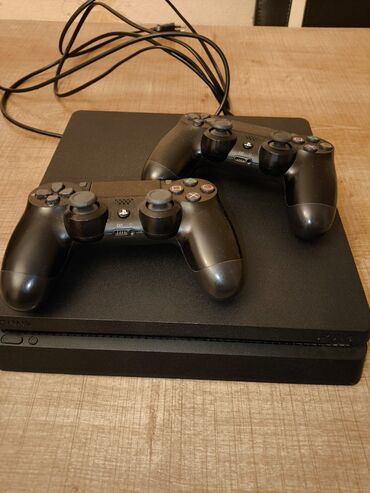 ps4 oyun yazılması: PlayStation 4 Slim, yaddash 1Tb, sistem 11.52. 2 eded original