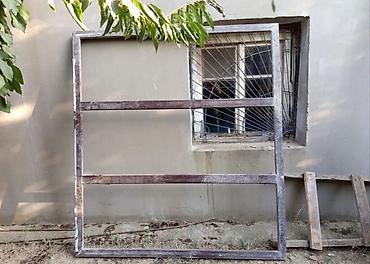 şuşə qapi: Plasdik qapi pencere desdi hamisi birlikde 100 azn — 3