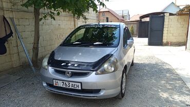 купить автомобиль в кыргызстане: Honda Fit: 2002 г., 1.3 л, Автоматтык, Бензин, Хетчбек