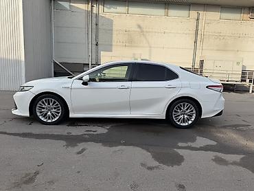 Toyota: Toyota Camry: 2018 г., 2.5 л, Автомат, Гибрид, Седан — 1