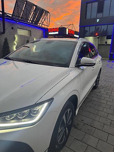 hongqi e: BYD E2: 2025 г., Автомат, Электромобиль, Хэтчбэк — 6