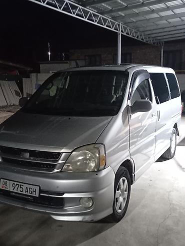 camry 1997: Toyota Granvia: 1999 г., Минивэн — 6
