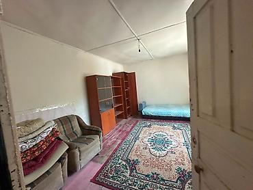 Продажа дач: Алайбек + Продается полдома в центре Пишпека (ул. Гагарина / пер — 5