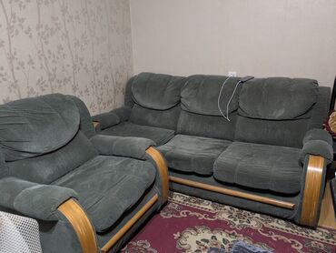 7 микрайон: Түз диван, Колдонулган, Үч орундук жана андан көп