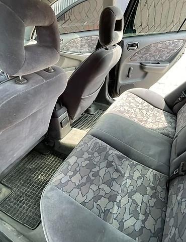 330: Toyota Avensis: 1999 г., 1.6 л, Механика, Бензин, Седан — 3
