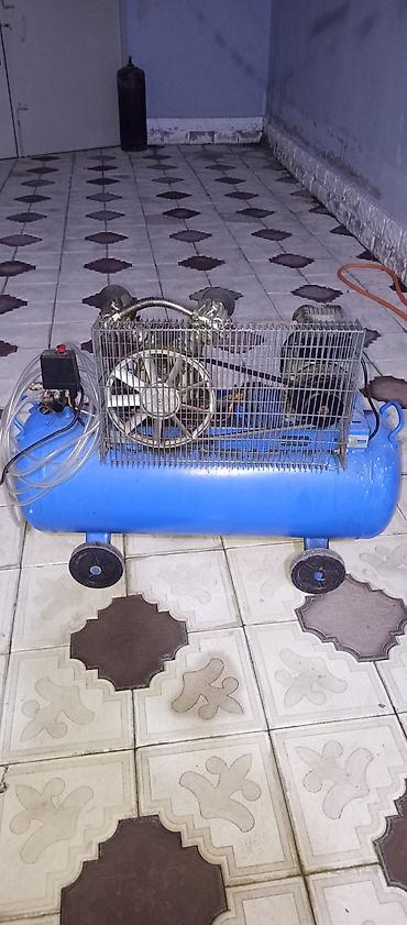 bal: 100 litrlik hava kompressoru - Güc: 2 HP (etiket üzərində göstərilib) — 1