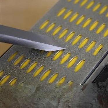 Ostali pribor i dodaci za alate: Dijamantski kamen za oštrenje 4-u-1 sa postoljem - Profesionalni — 22