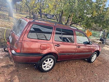 Volkswagen: Volkswagen Golf: 1994 г., 1.8 л, Механика, Бензин, Универсал — 11