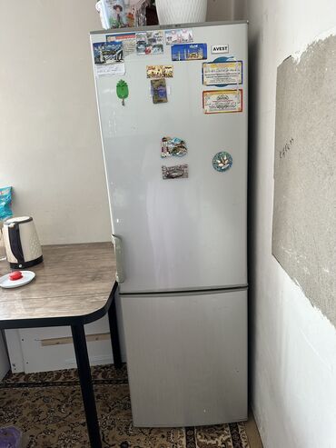 холодильники для мороженого: Холодильник Avest, Б/у, Двухкамерный, Less frost, 55 * 170 * 53