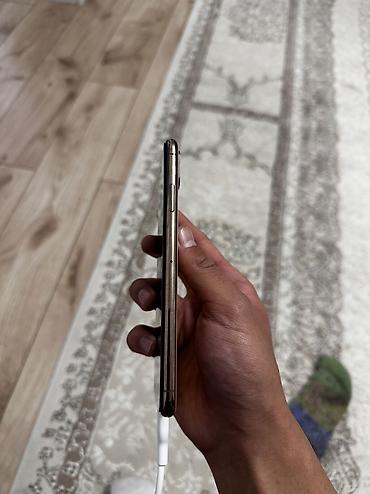 redmi x4: IPhone Xs Max, Б/у, 64 ГБ, Золотой, Чехол, 76 % — 3