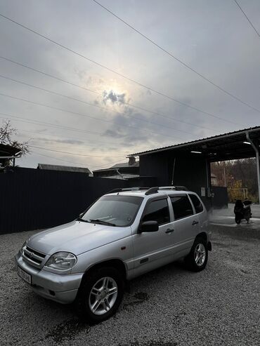 фара нексия 2: Chevrolet Niva: 2008 г., 1.7 л, Механика, Бензин, Жол тандабас