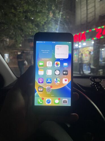 Audio: IPhone 8 Plus, 64 GB, Qara, Barmaq izi