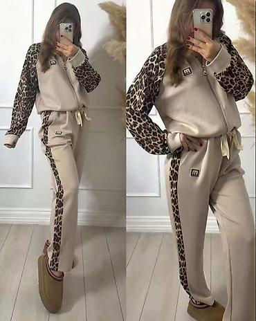 Ženski komplet trenerke sa leopard detaljima
3400din na lalafo.rs Ženski komplet trenerke sa leopard detaljima
3400din