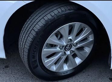 byd khann: Toyota Corolla: 2021 г., 1.8 л, Автомат, Бензин, Седан — 5