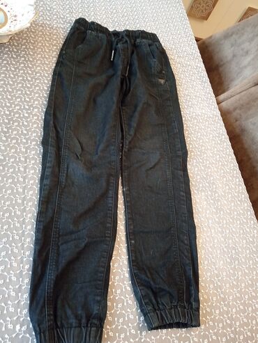 Куртки: Qara rəngli jogger üslubunda cins şalvar - Parça: cins (denim), tünd