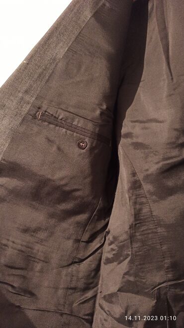 Другая мужская одежда: Продаю пиджак. 54р б/у . очень хорошем состоянии ! ( один раз носили) — 9