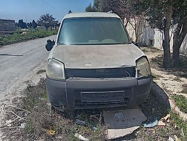 ağ ceşka: Citroën Berlingo — çoxfunksiyalı miniven/furqon Xüsusiyyətlər: - — 3
