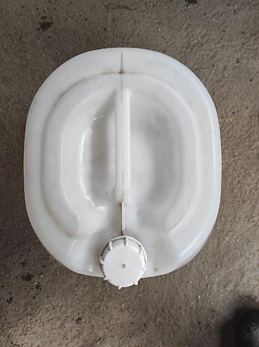 Baklar və çənlər: Bak, Plastik, 25 l l, İşlənmiş — 3