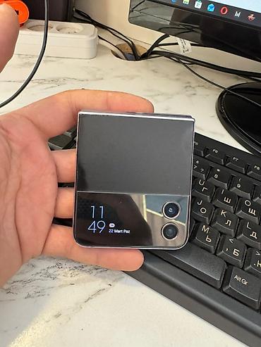 mix flip: Samsung Galaxy Z Flip 4, 256 GB, rəng - Bənövşəyi, Barmaq izi — 3