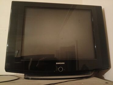 Televizorlar: İşlənmiş Televizor Samsung 82" Ünvandan götürmə
