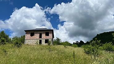 Torpaq sahələrinin satışı: 52 sot, Tikinti — 4
