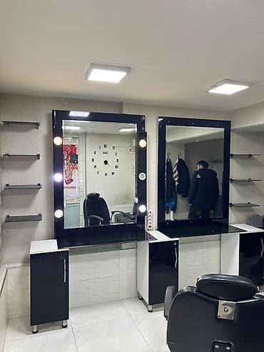 salon guzguler: Salon üçün iki postlu bərbər/vizaj güzgü dəsti - Dəst: yanaşı — 4