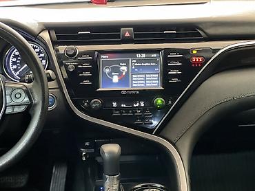 Toyota: Toyota Camry: 2018 г., 2.5 л, Типтроник, Гибрид, Седан — 11