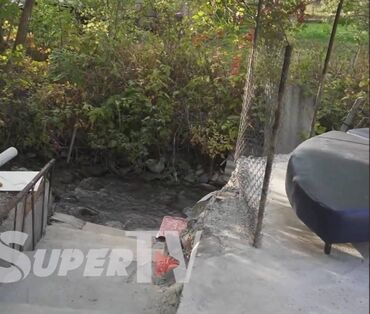 Продажа домов: Дача, 100 м², 4 комнаты, Собственник, Косметический ремонт at lalafo.kg — 17 Продажа домов: Дача, 100 м², 4 комнаты, Собственник, Косметический ремонт — 17