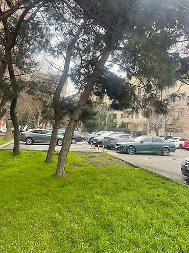 Köhnə tikili: Bakı, 2-ci mikrorayon, 3 otaqlı, Köhnə tikili, m. Memar Əcəmi, 75 kv. m — 1