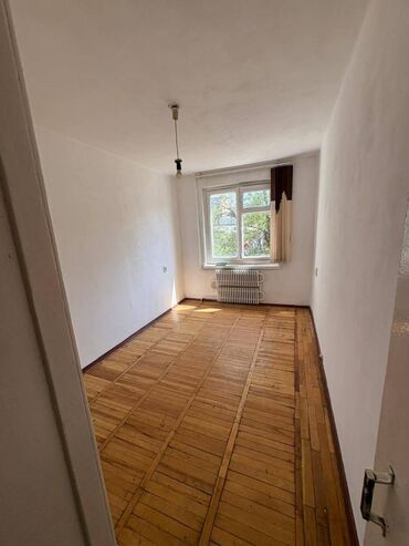 московская шопокова: 2 комнаты, 45 м², 104 серия, 2 этаж, Косметический ремонт