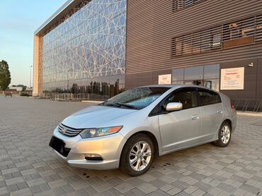Honda: Honda Insight: 2009 г., 1.3 л, Вариатор, Гибрид, Хэтчбэк