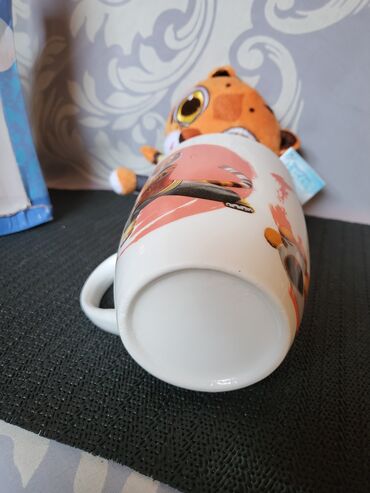 Čaše: Solja nova Heroes porcelanska univerzalna 2017g. Solja sa igrackom na lalafo.rs — 13 Čaše: Solja nova Heroes porcelanska univerzalna 2017g. Solja sa igrackom — 13