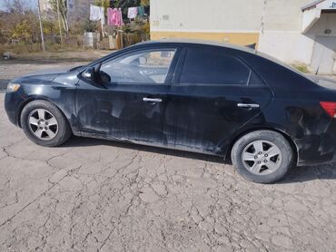 Kia: Kia Cerato sedan – qara rəng - Kuzov: 4 qapılı sedan, qara rəng, ön və -da lalafo.az — 3 Kia: Kia Cerato sedan – qara rəng - Kuzov: 4 qapılı sedan, qara rəng, ön və — 3