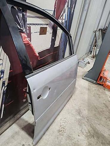 turbina: PREDNJA DESNA VRATA ZA VOLKSWAGEN TOURAN OD 2003. DO 2009. GOD. | — 4