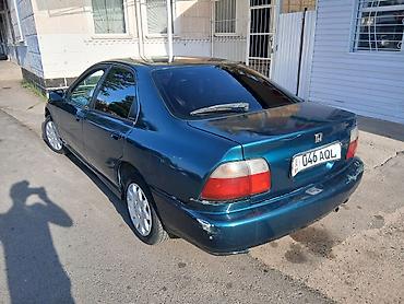 корпус срв: Honda Accord: 1994 г., Автомат, Седан — 4