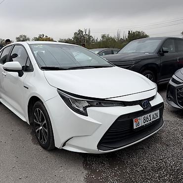 Toyota Corolla: 2023 г., Вариатор, Гибрид, Седан