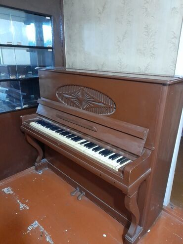 pianino gence: Piano
