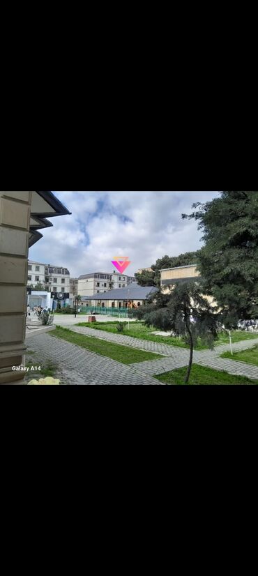 kirayə ev xutor: Salam. Allah alanada satanada xeyir versin. Mənzil hamımızın bildiyi