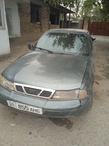 домкрат 5т: Daewoo Nexia: 2004 г., 1.5 л, Механика, Бензин