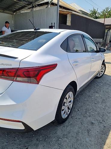 туксон 2022: Hyundai Solaris: 2017 г., 1.6 л, Автомат, Бензин, Седан — 2